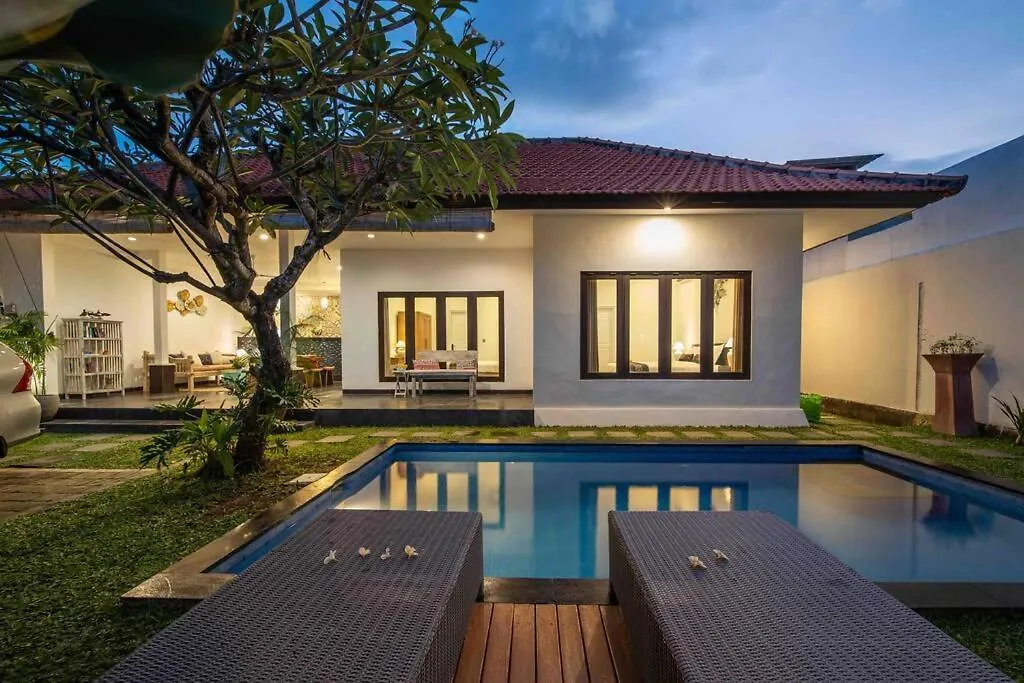 Bens Seminyak Villa Two-Bedroom With Private Swimmingpool